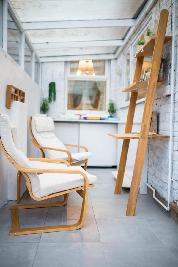 Exclusive Offers L Last-Minute Specials L Parking Free L Double Bed House L Uk L Gaming Room L Komfy 3 Bedroom Cottage With Riverview L Perfect For Short Or Long Stays Reading Eksteriør bilde